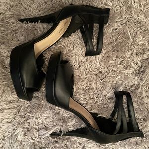Women’s Nine West sandals